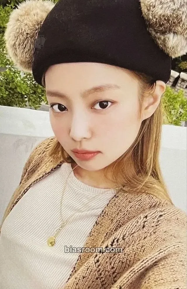 BLACKPINK-Jennie-Album-BORN PINK