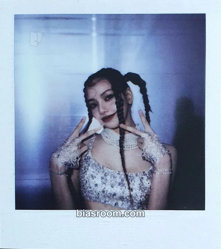 Lisa LALISA (Lisa solo) Photocard - BLACKPINK - BLACKPINK K-pop photocard