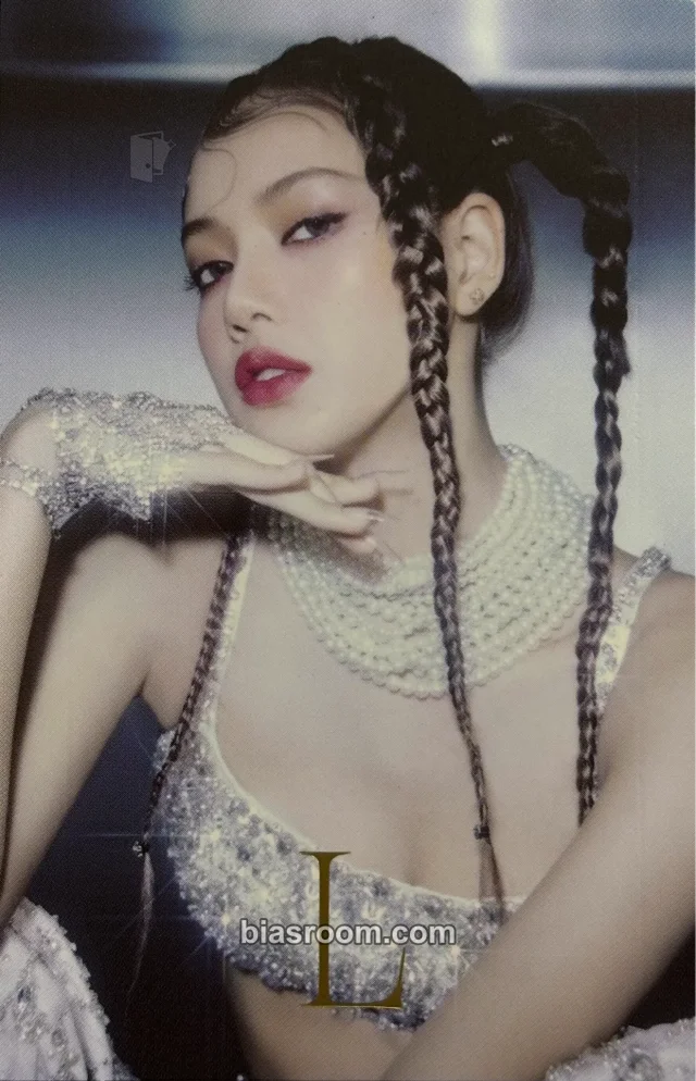 BLACKPINK-Lisa-Album-Lalisa