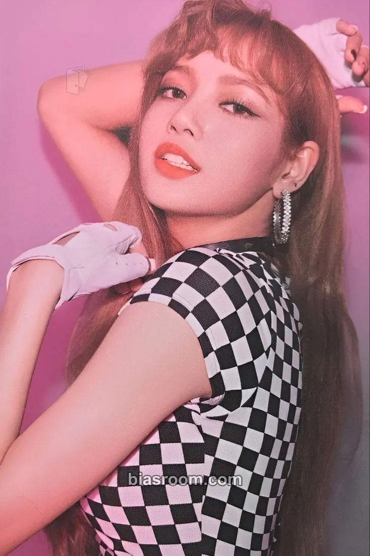 Lisa SQUARE UP Photocard - BLACKPINK - BLACKPINK K-pop photocard