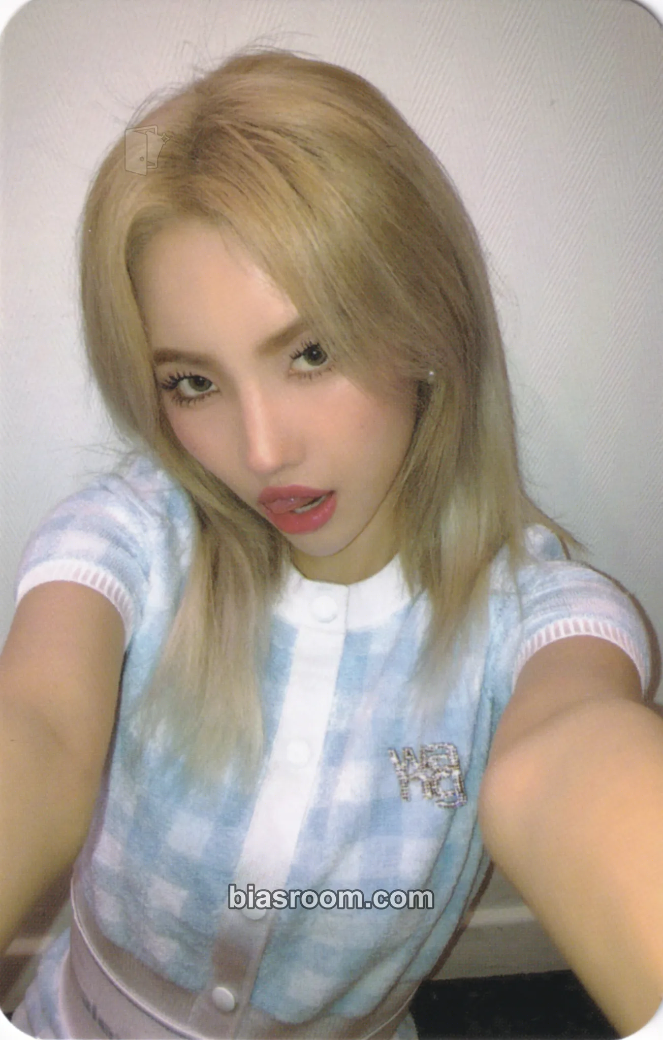 Soyeon Windy Photocard - i-dle - i-dle K-pop photocard