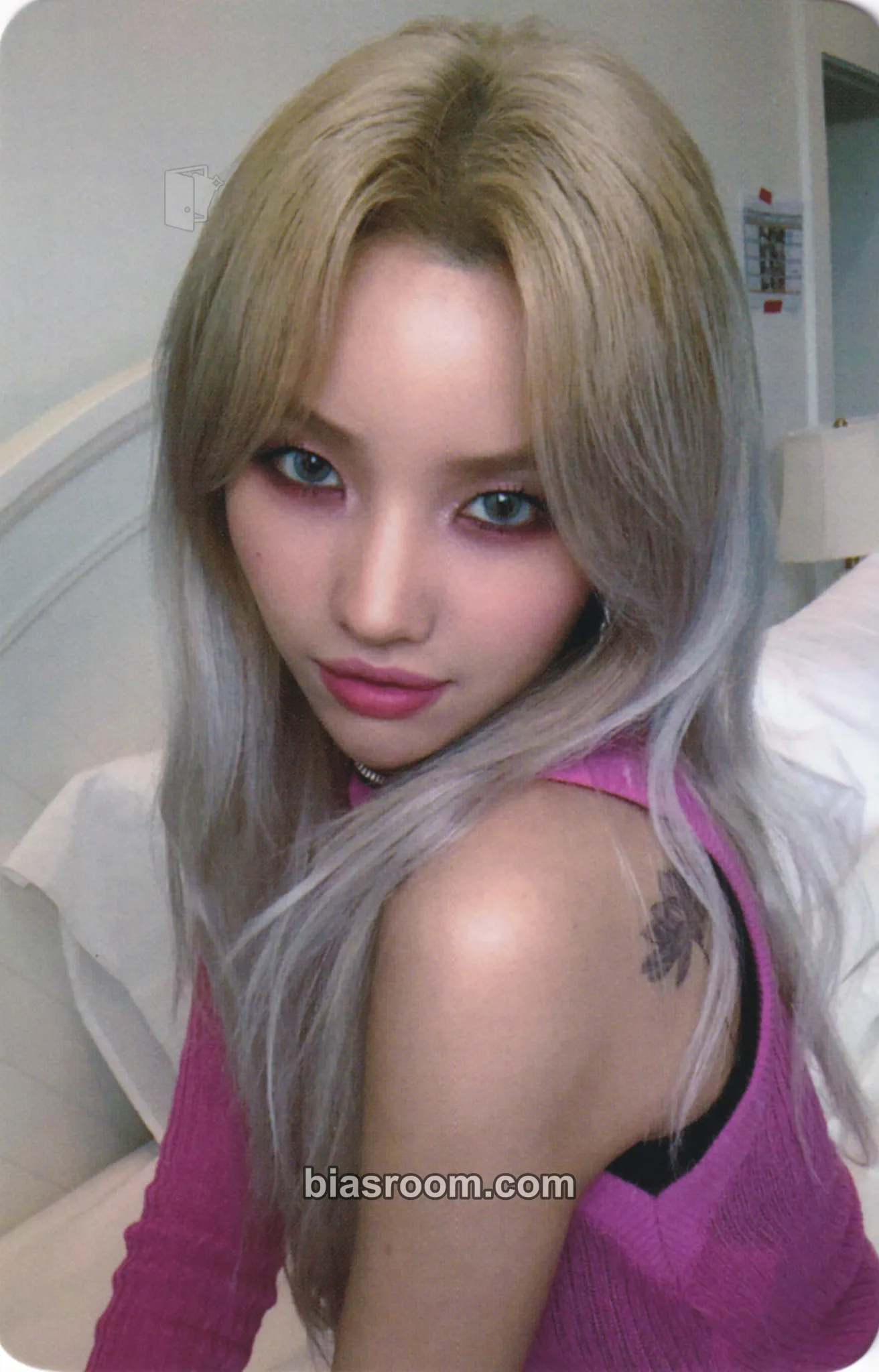 Soyeon Windy Photocard - i-dle - i-dle K-pop photocard