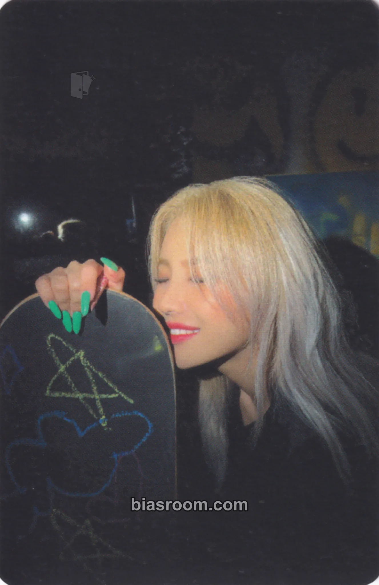 Soyeon Windy Photocard - i-dle - i-dle K-pop photocard
