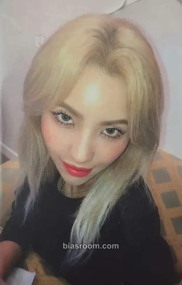 (G)I-DLE - Soyeon - Windy Album ucube event winner benefit solo album