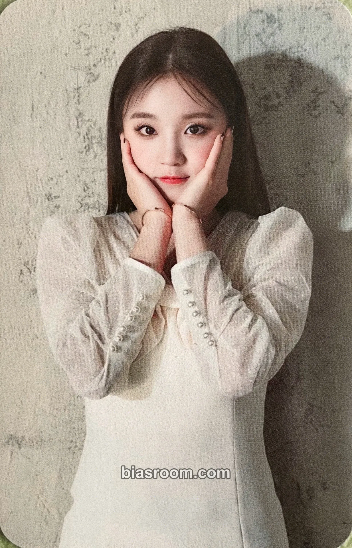 Yuqi I Burn Photocard - i-dle - i-dle K-pop photocard