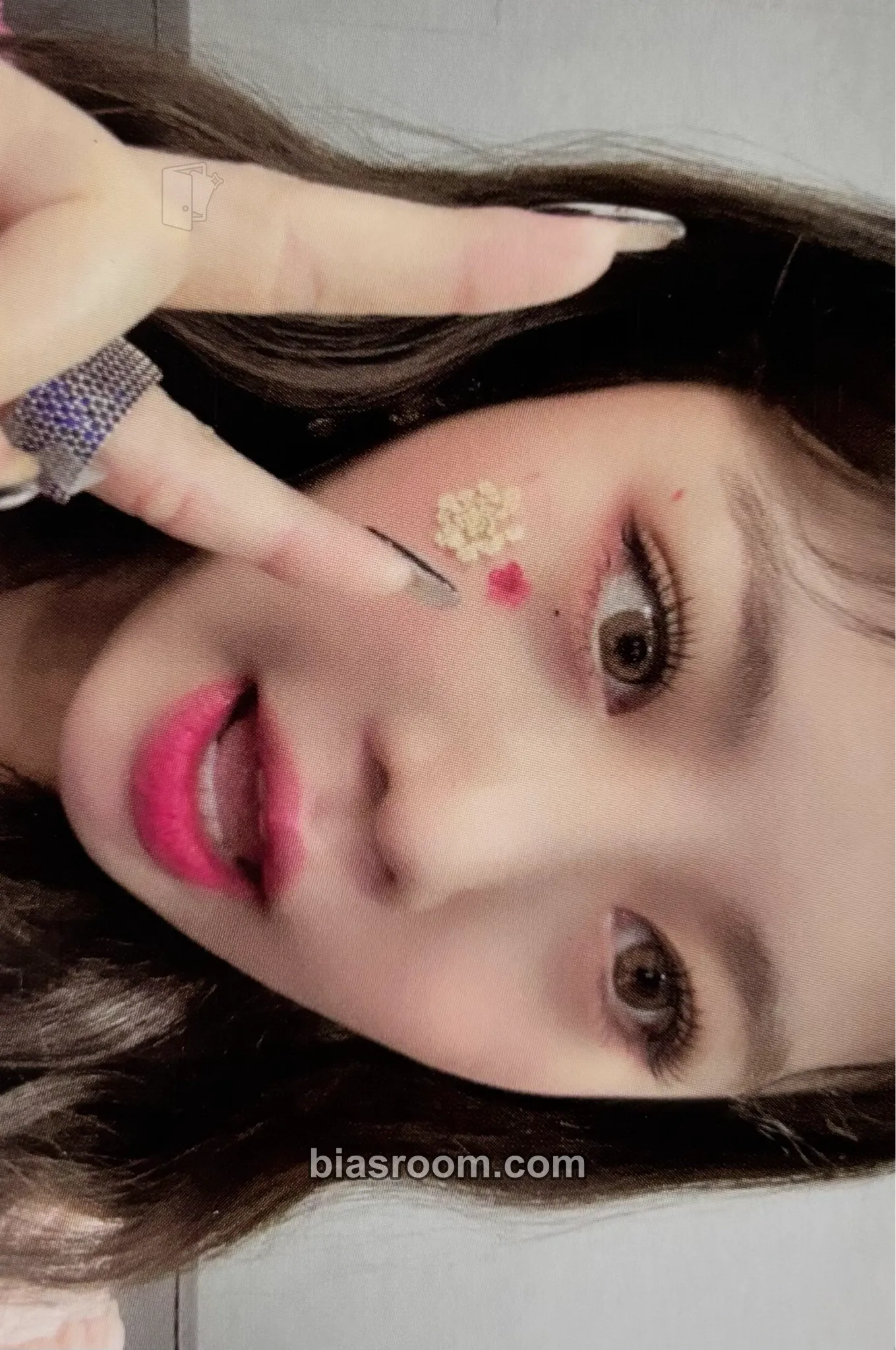 Soojin I Burn Photocard - i-dle - i-dle K-pop photocard