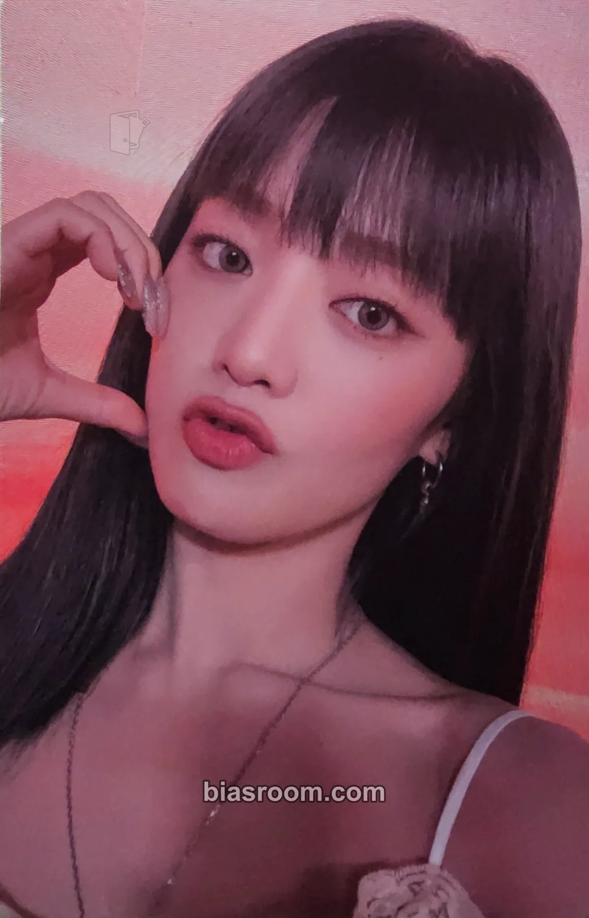Minnie HEAT Photocard - i-dle - i-dle K-pop photocard