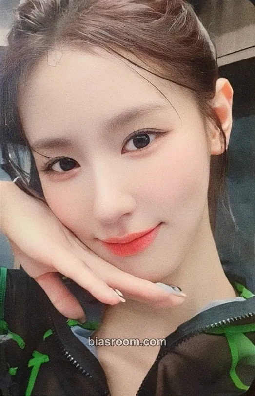 Miyeon 2023 MBC Gayo Daejejeon Photocard - i-dle - i-dle K-pop photocard