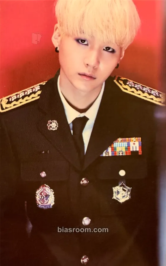 SUGA Young Forever Photocard - BTS - BTS K-pop photocard