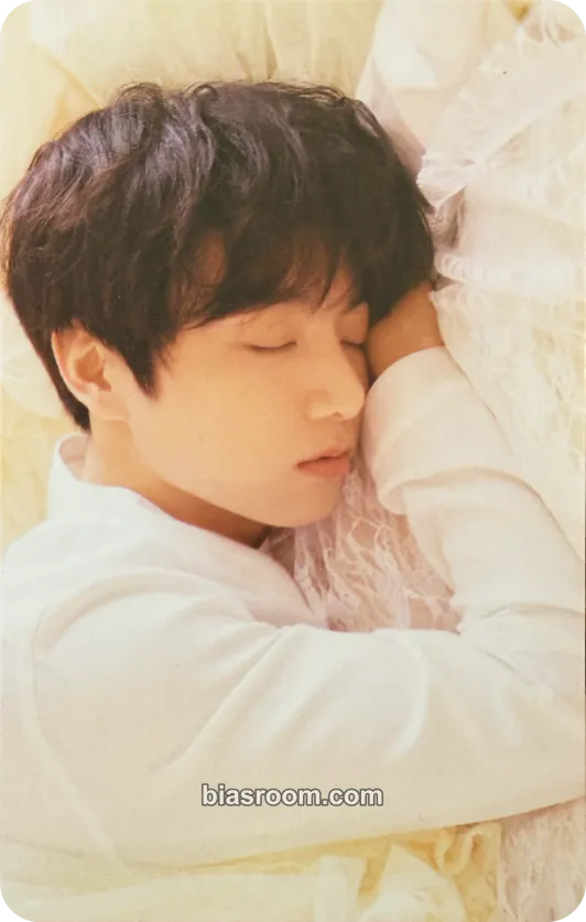 Jungkook Love Yourself: Tear Photocard - BTS - BTS K-pop photocard