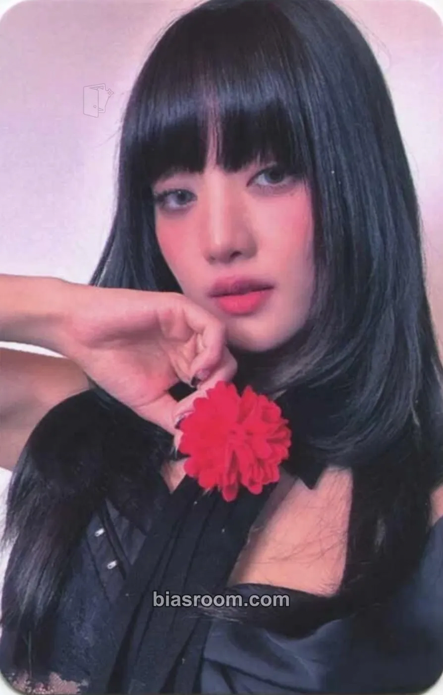 Minnie HER Photocard - i-dle - i-dle K-pop photocard