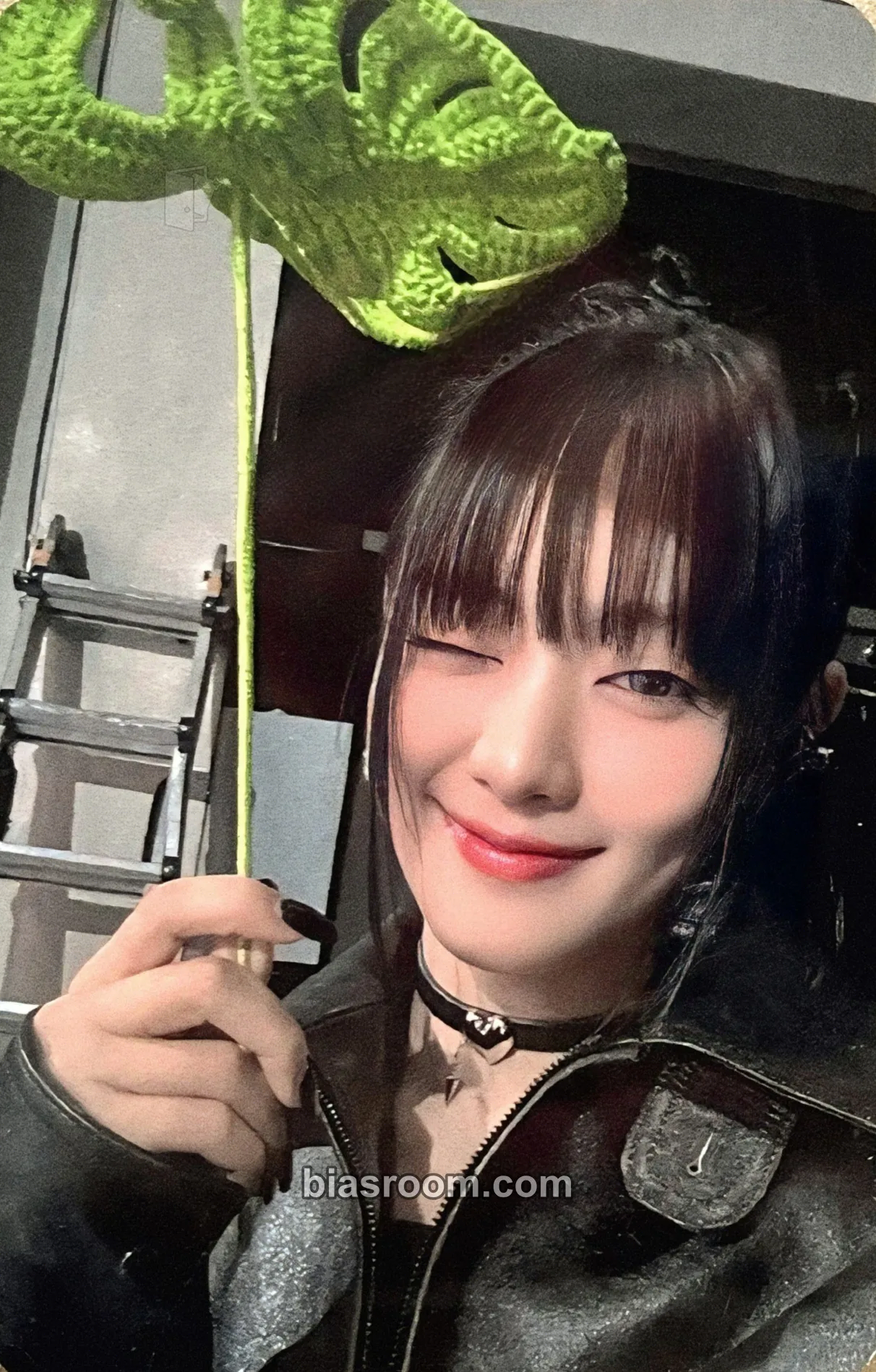 Minnie HER Photocard - i-dle - i-dle K-pop photocard