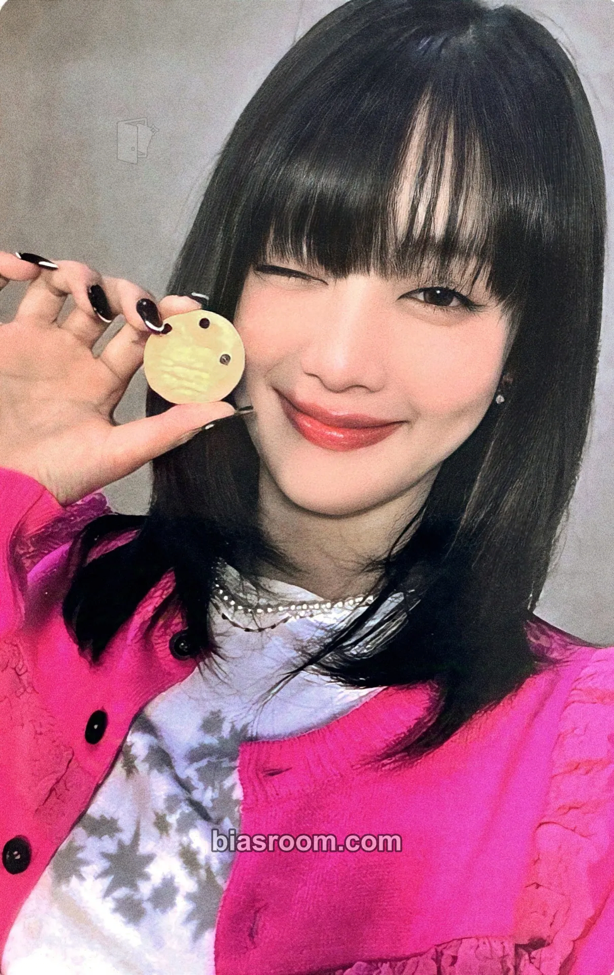 Minnie HER Photocard - i-dle - i-dle K-pop photocard