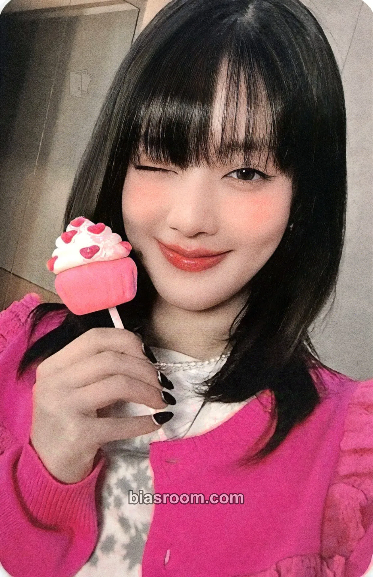 Minnie HER Photocard - i-dle - i-dle K-pop photocard