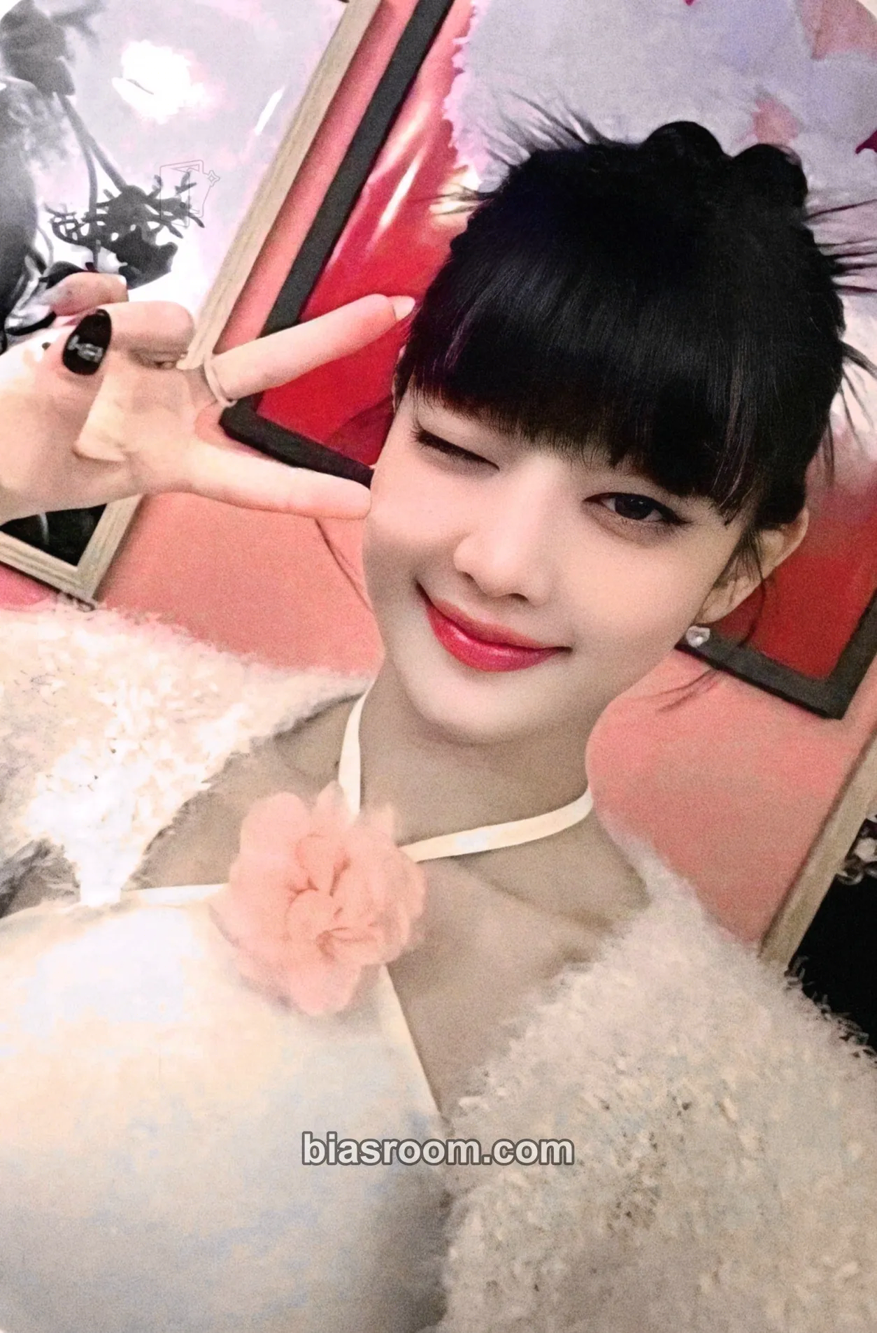 Minnie HER Photocard - i-dle - i-dle K-pop photocard