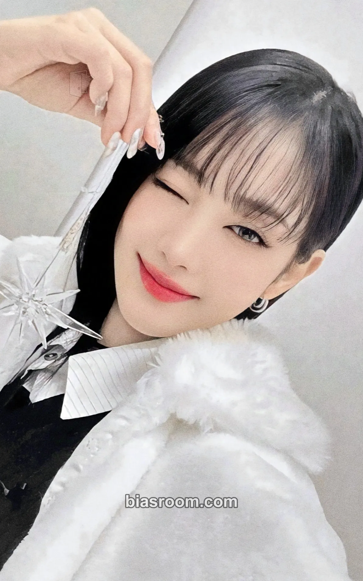 Minnie HER Photocard - i-dle - i-dle K-pop photocard
