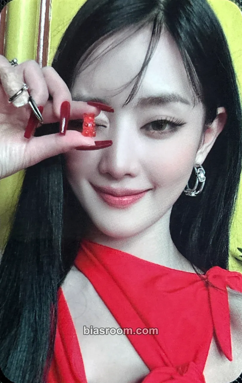 Minnie HER Photocard - i-dle - i-dle K-pop photocard