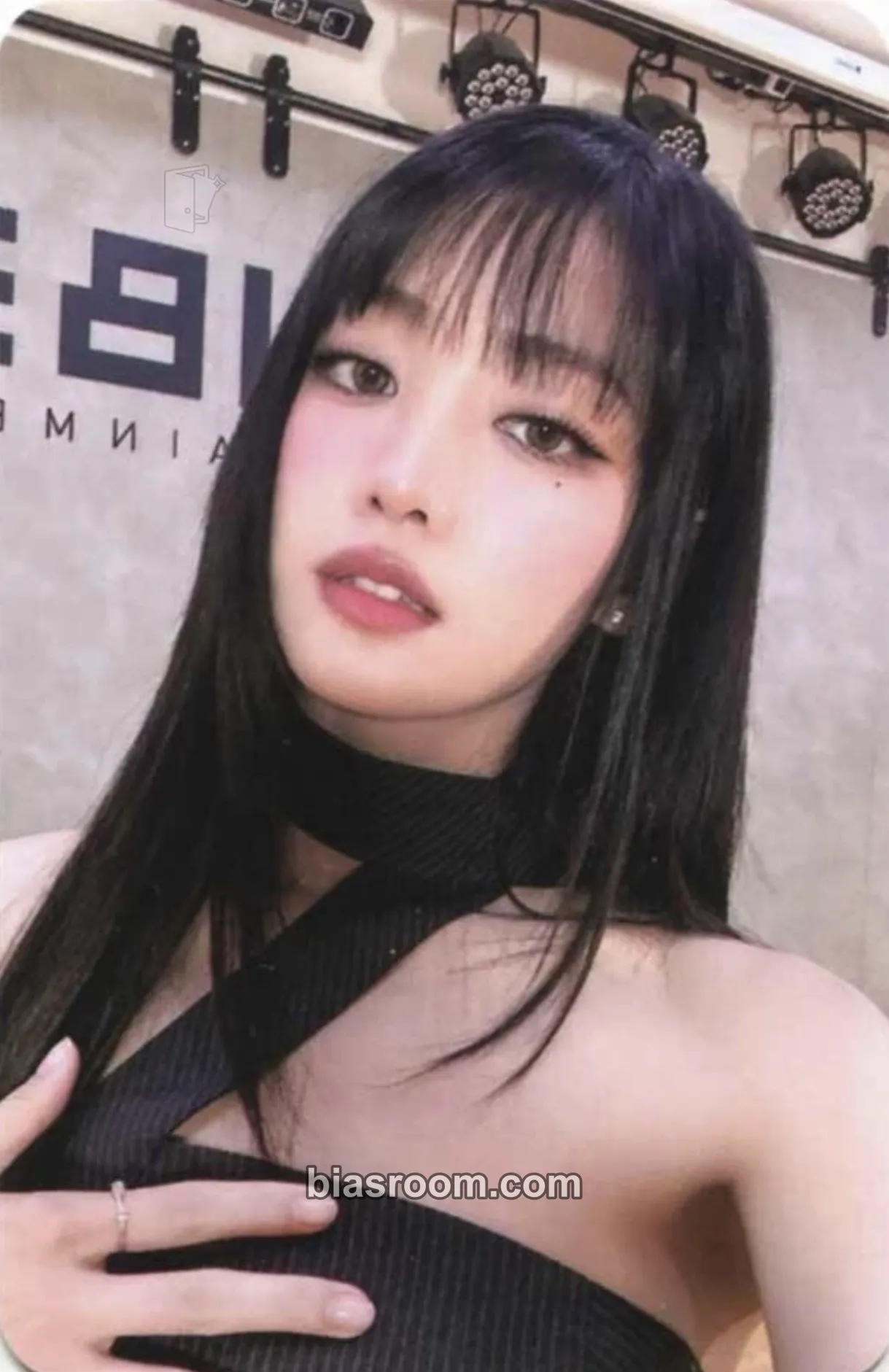 Minnie HER Photocard - i-dle - i-dle K-pop photocard