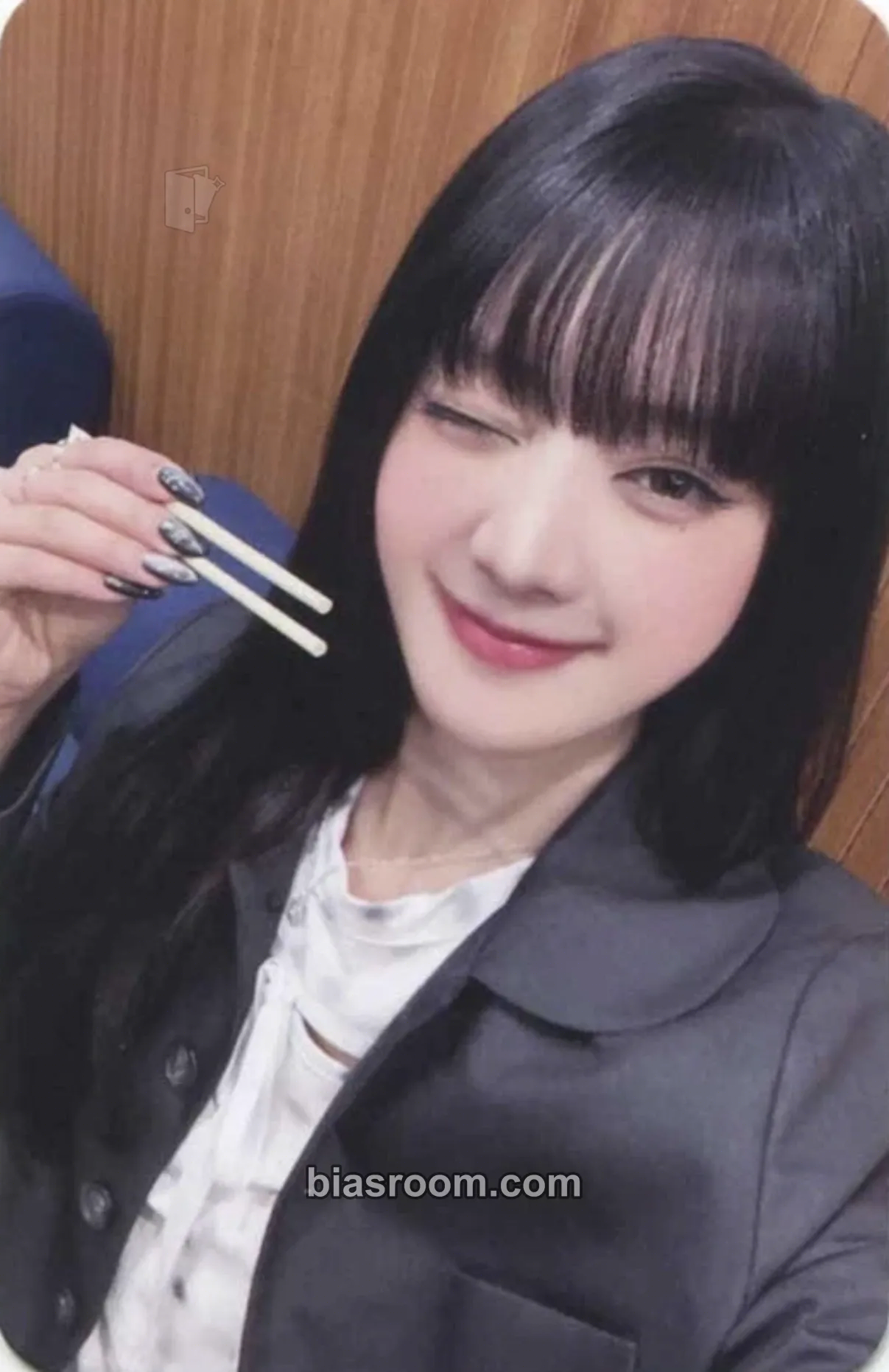 Minnie HER Photocard - i-dle - i-dle K-pop photocard
