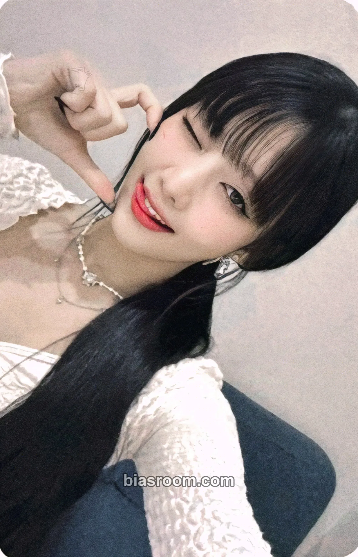 Minnie HER Photocard - i-dle - i-dle K-pop photocard