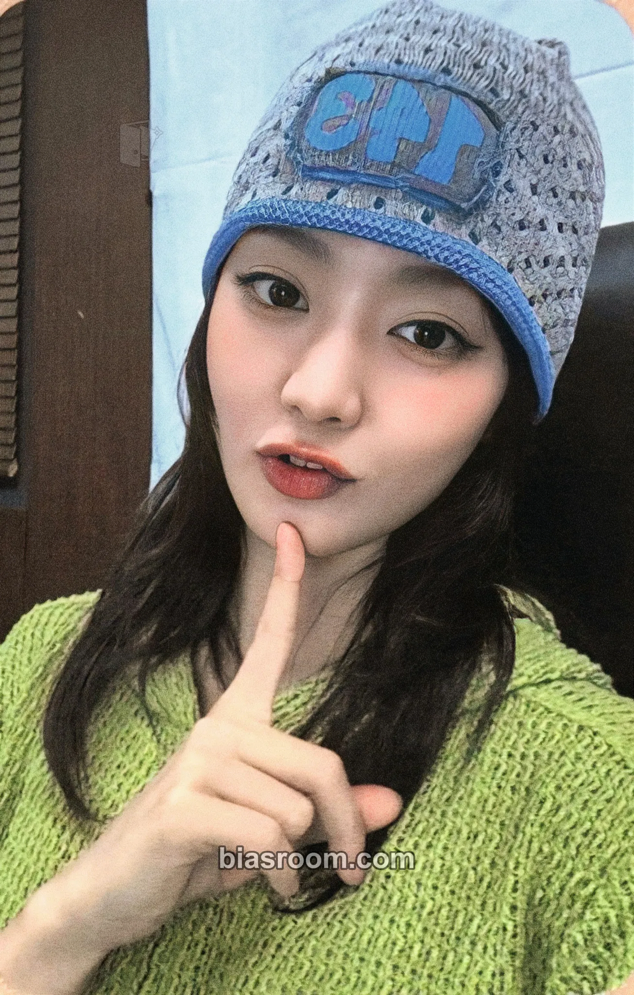 Minnie HER Photocard - i-dle - i-dle K-pop photocard
