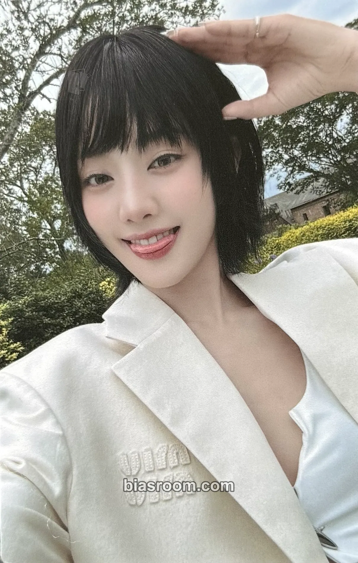 Minnie HER Photocard - i-dle - i-dle K-pop photocard