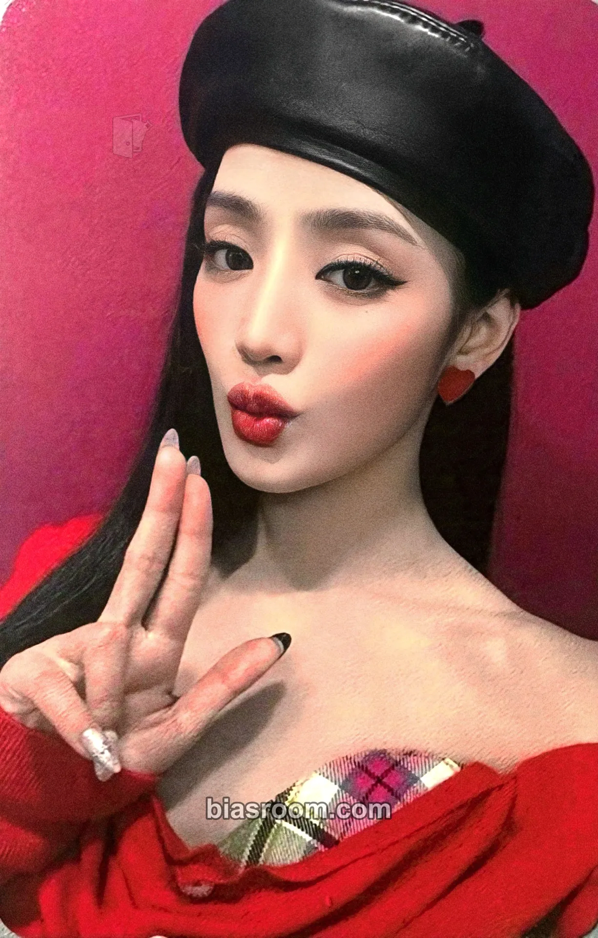 Minnie HER Photocard - i-dle - i-dle K-pop photocard