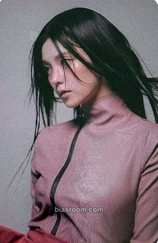 Yeji Air Photocard - ITZY - ITZY K-pop photocard