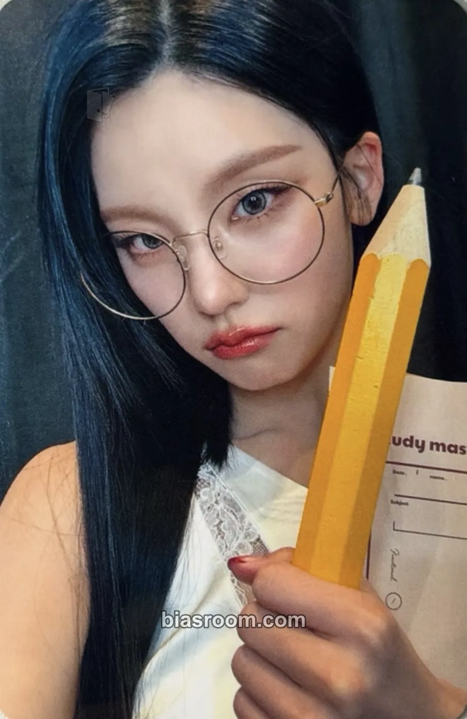Yeji Air Photocard - ITZY - ITZY K-pop photocard