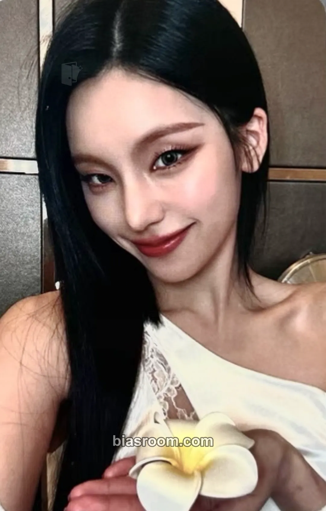 Yeji Air Photocard - ITZY - ITZY K-pop photocard