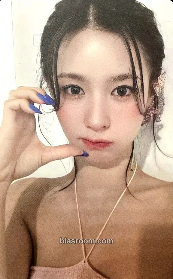 Miyeon I Sway Photocard - i-dle - i-dle K-pop photocard