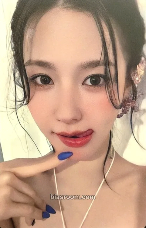 Miyeon I Sway Photocard - i-dle - i-dle K-pop photocard