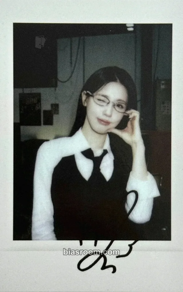 (G)I-DLE - Miyeon - I Sway Album star river special ver. cassette ver. pre-order benefit polaroid
