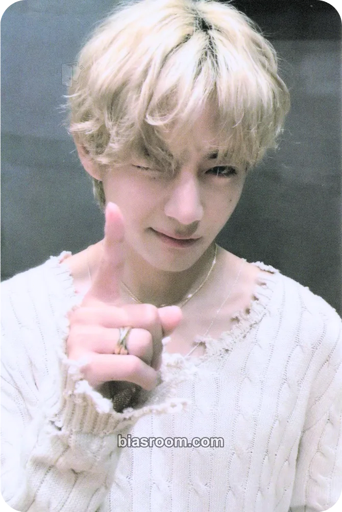 V Layover Photocard - BTS - BTS K-pop photocard