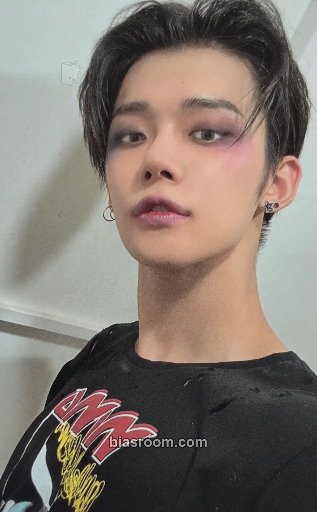 Yeonjun The Chaos Chapter: Fight or Escape Photocard - TOMORROW X TOGETHER - TOMORROW X TOGETHER K-pop photocard