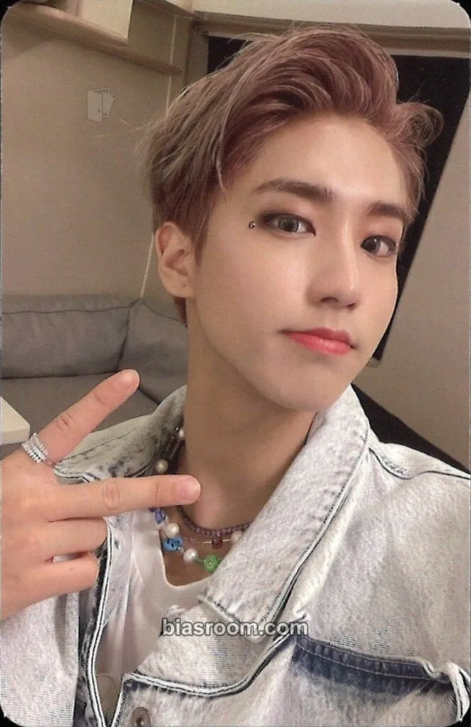 HAN NoEasy Photocard - Stray Kids - Stray Kids K-pop photocard