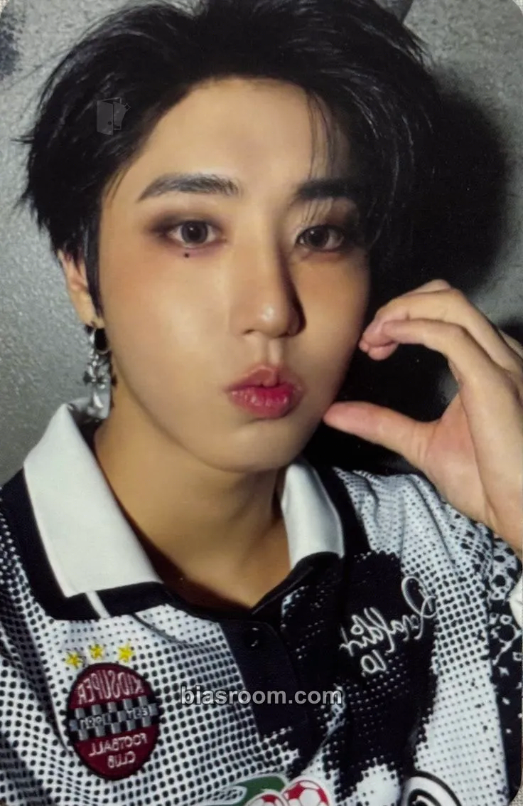 HAN KARMA Photocard - Stray Kids - Stray Kids K-pop photocard