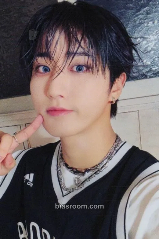 HAN KARMA Photocard - Stray Kids - Stray Kids K-pop photocard