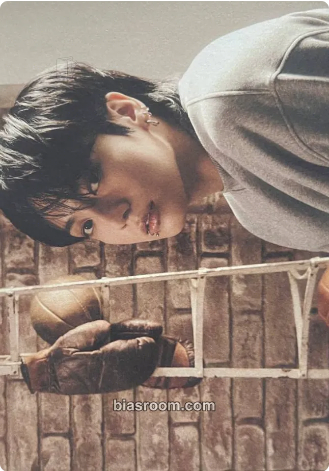 Jungkook Golden Photocard - BTS - BTS K-pop photocard