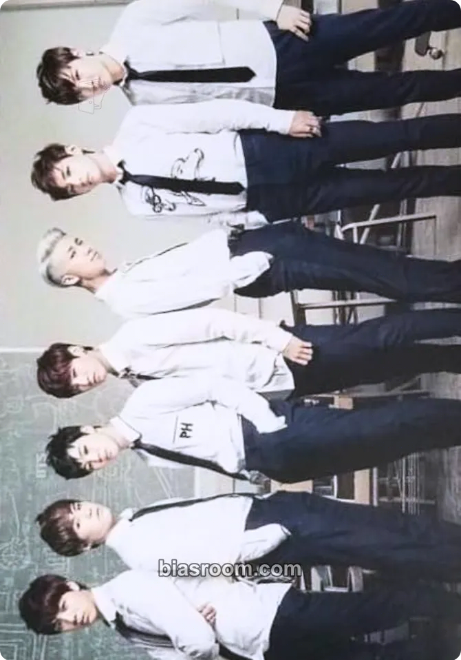Boy in Luv (Japanese Ver.) Photocard - BTS - BTS K-pop photocard