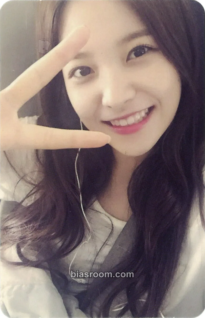 Yeri The Red Photocard - Red Velvet - Red Velvet K-pop photocard