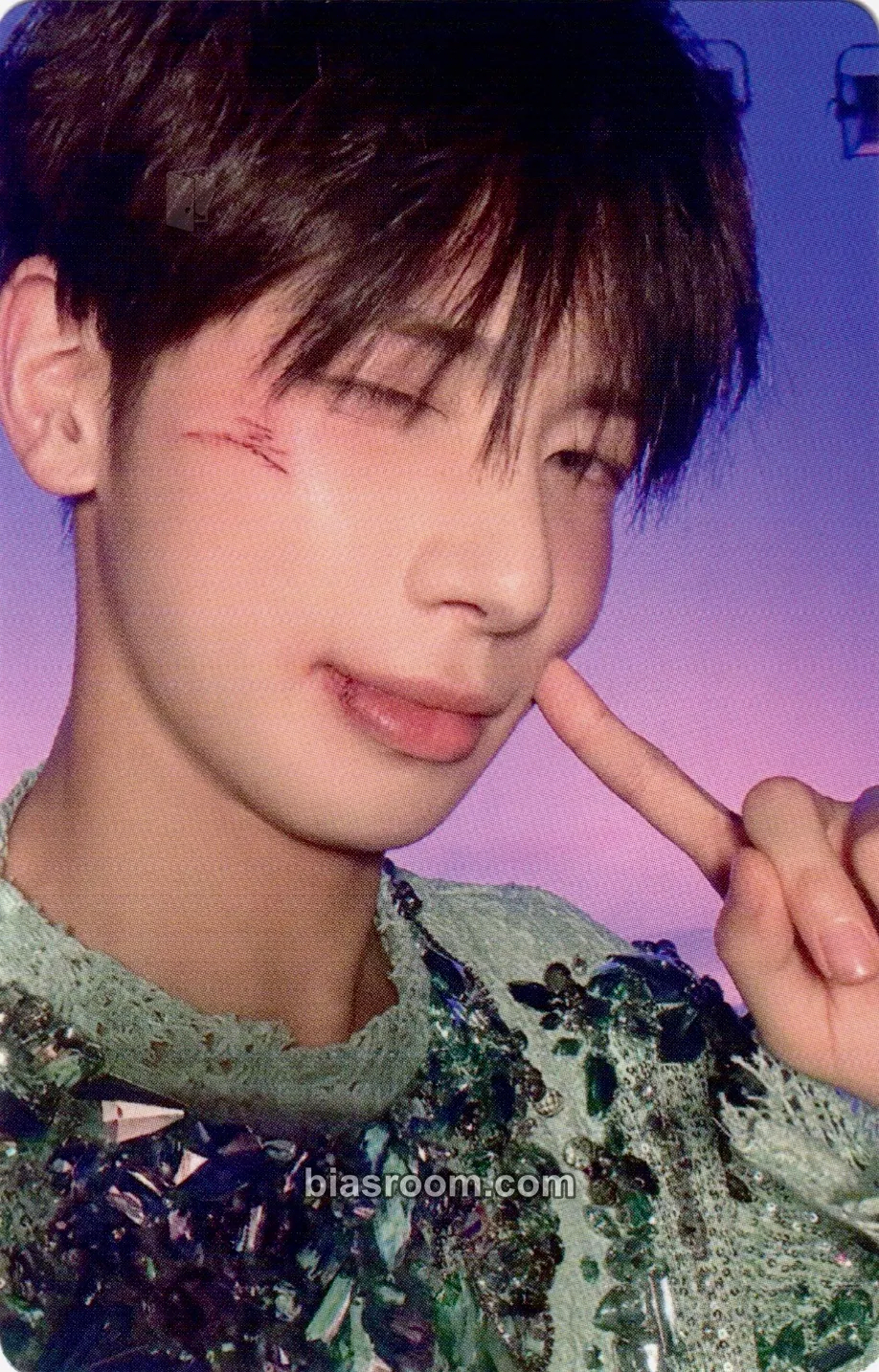 Taehyun The Name Chapter: Freefall Photocard - TOMORROW X TOGETHER - TOMORROW X TOGETHER K-pop photocard