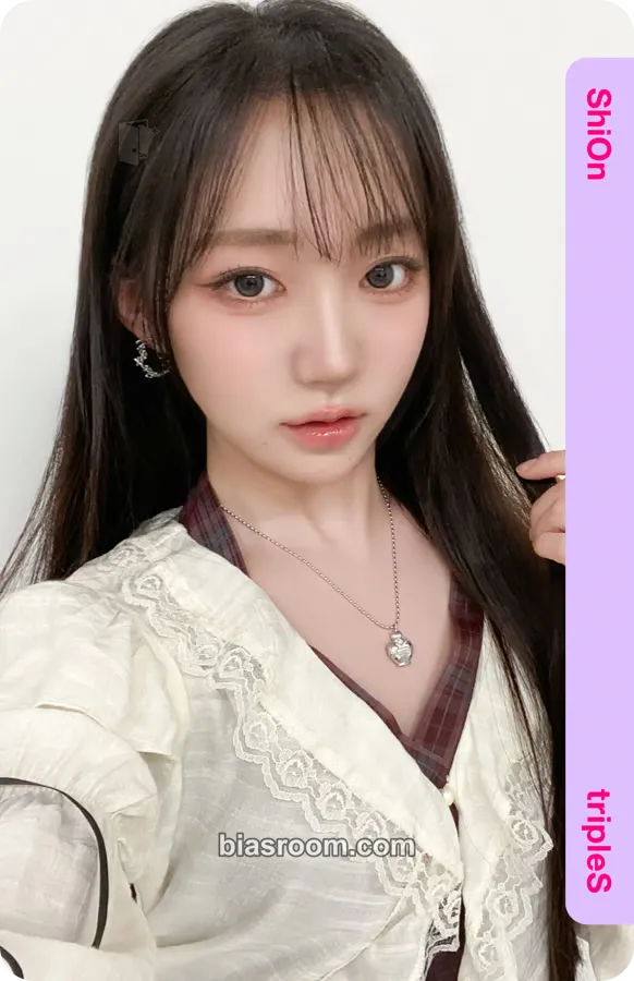 Shion SecretHimitsuBimil Photocard - tripleS - tripleS K-pop photocard
