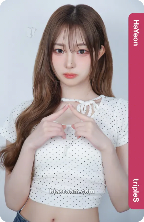 Hayeon tripleS 1st Mini-Tour: A LIVE 25 Photocard - tripleS - tripleS K-pop photocard