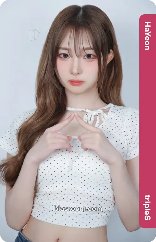 tripleS - Hayeon - A LIVE 25 Event AA336A