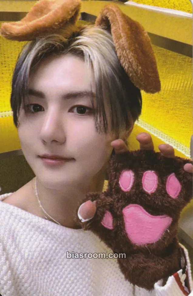 Seungmo ONE HEARTED Photocard - AMPERS&ONE - AMPERS&ONE K-pop photocard
