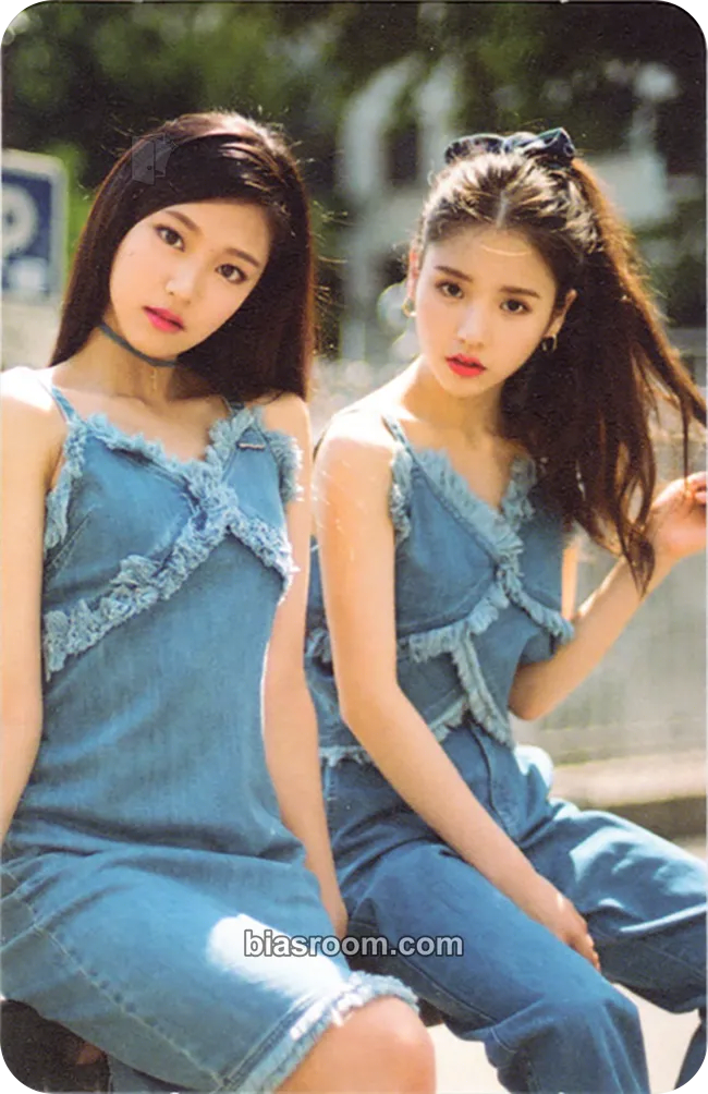 HyunJin Photocard - LOONA - LOONA K-pop photocard