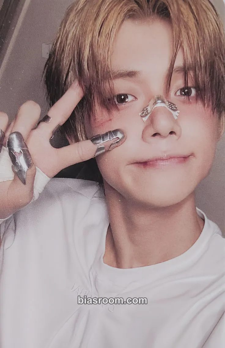 Yeonjun The Star Chapter: Together Photocard - TOMORROW X TOGETHER - TOMORROW X TOGETHER K-pop photocard