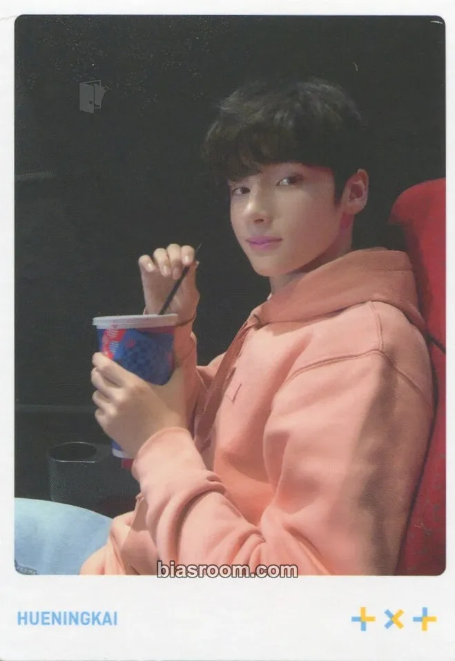 Huening Kai The Dream Chapter: Star Photocard - TOMORROW X TOGETHER - TOMORROW X TOGETHER K-pop photocard