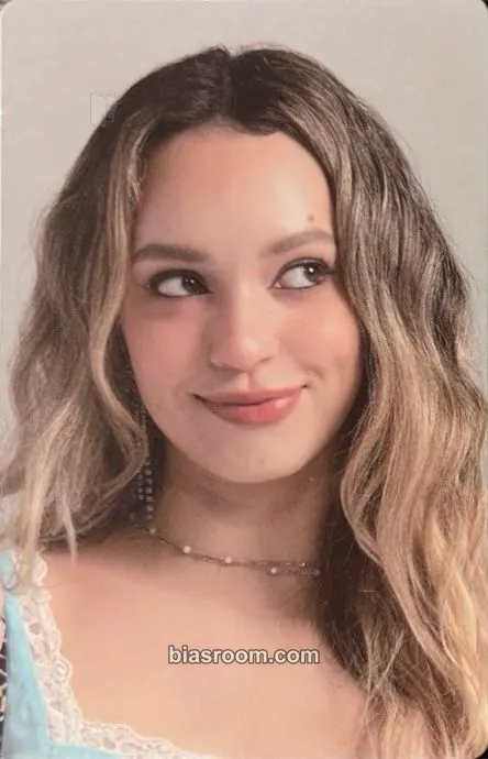 Daniela SIS (Soft Is Strong) Photocard - KATSEYE - KATSEYE K-pop photocard